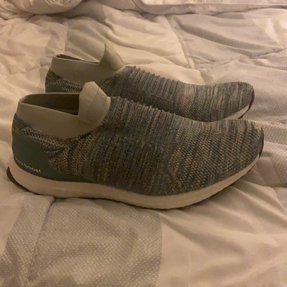 Adidas Ultraboost laceless size 10 green multi NWT